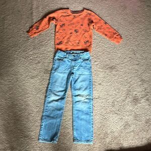 Size 6 outfit kids crewneck sweatshirt and jeans